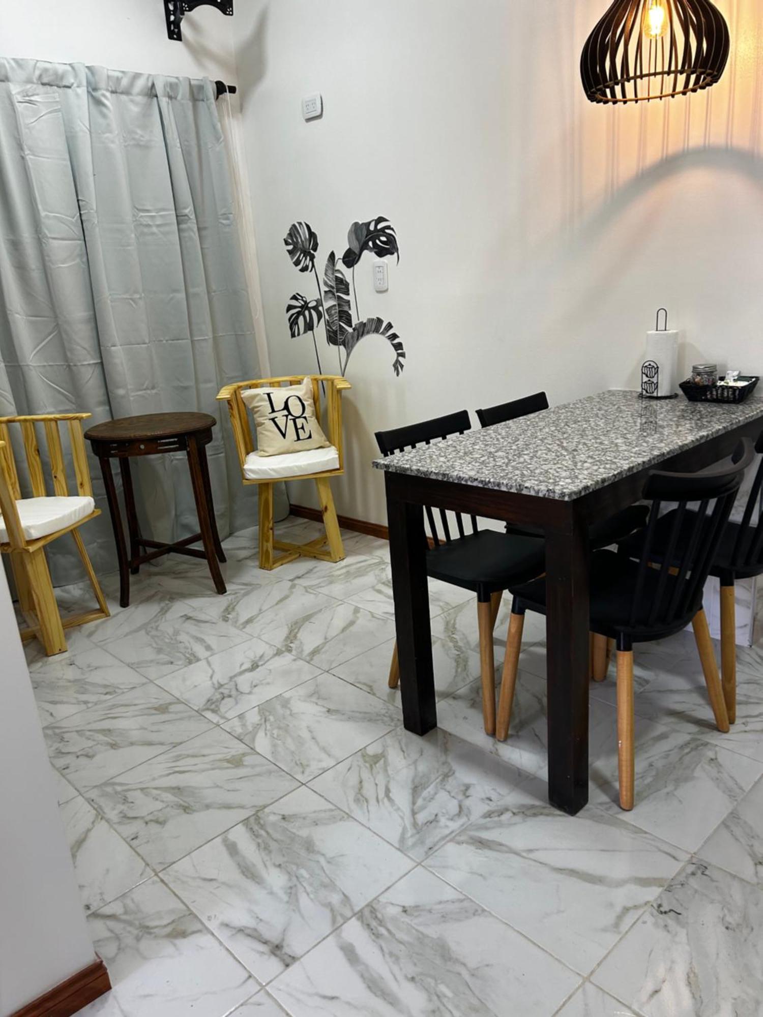 De La Torre Maria Apartment *