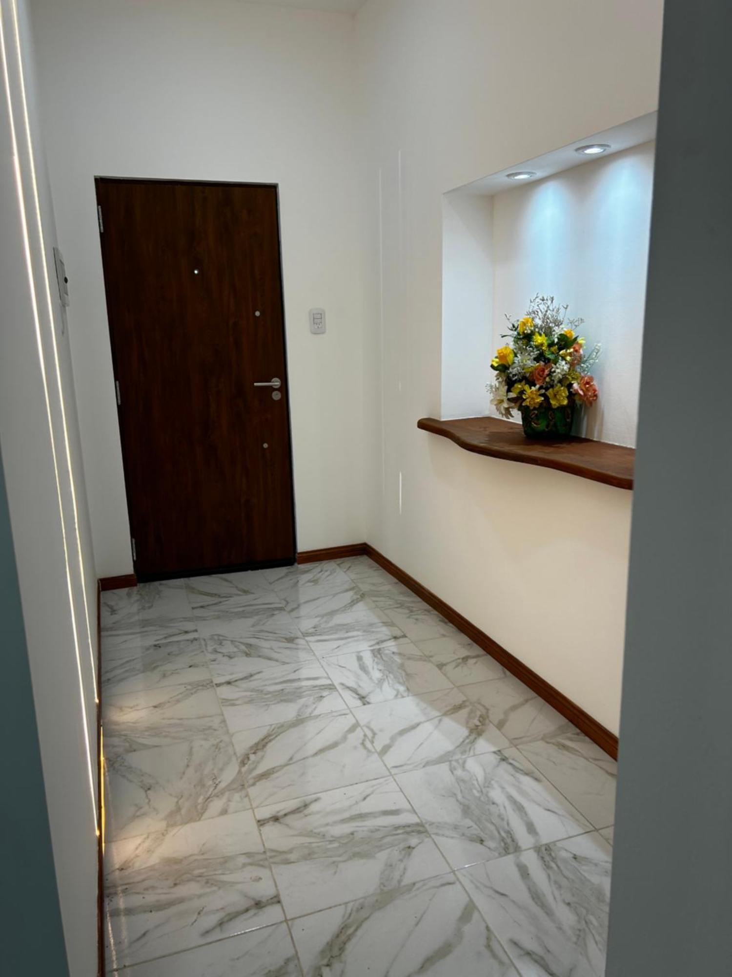 De La Torre Maria Apartment *